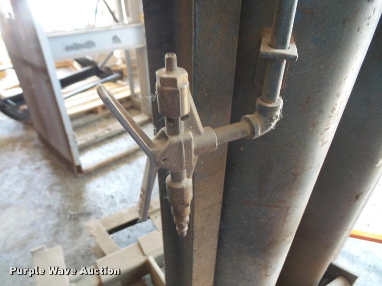 image for item DK9414 Walker pneumatic bumper jack