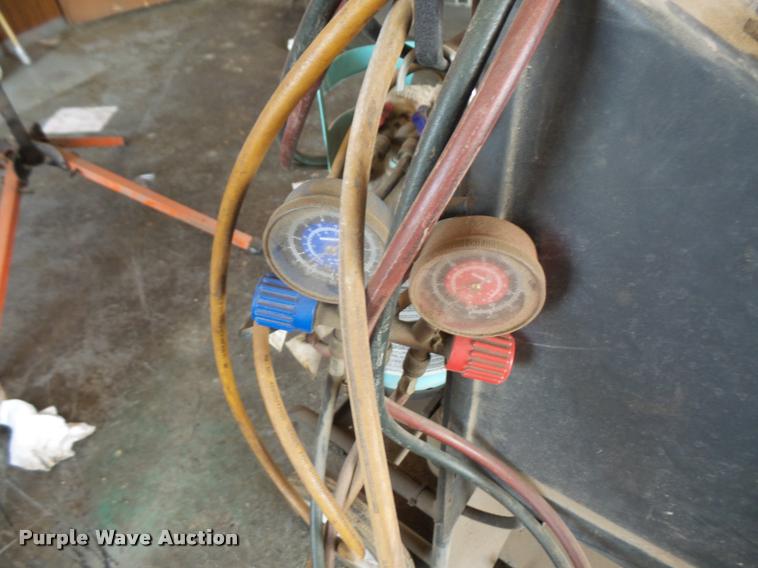 image for item DK9415 Robinair SPX Cooltech 134 AC unit