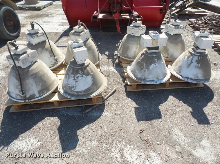 image for item DK9418 (8) shop lights