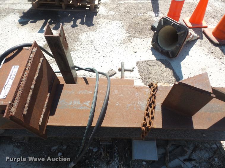 image for item DK9422 Log splitter