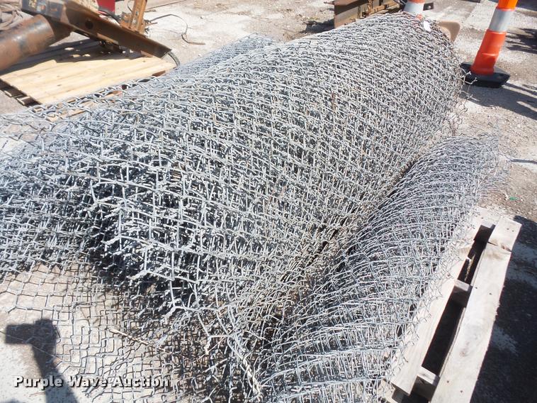 image for item DK9425 Chainlink fence