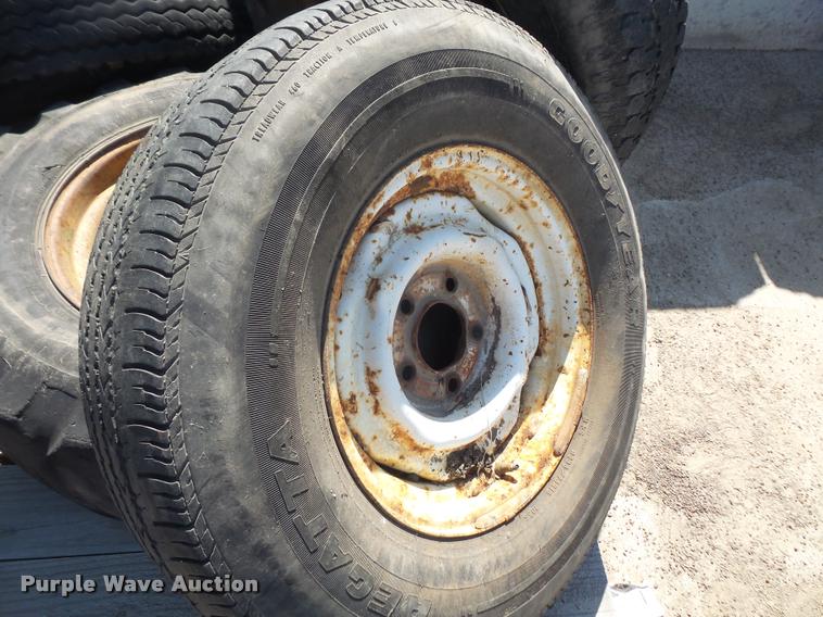 image for item DK9427 (5) tires and wheels