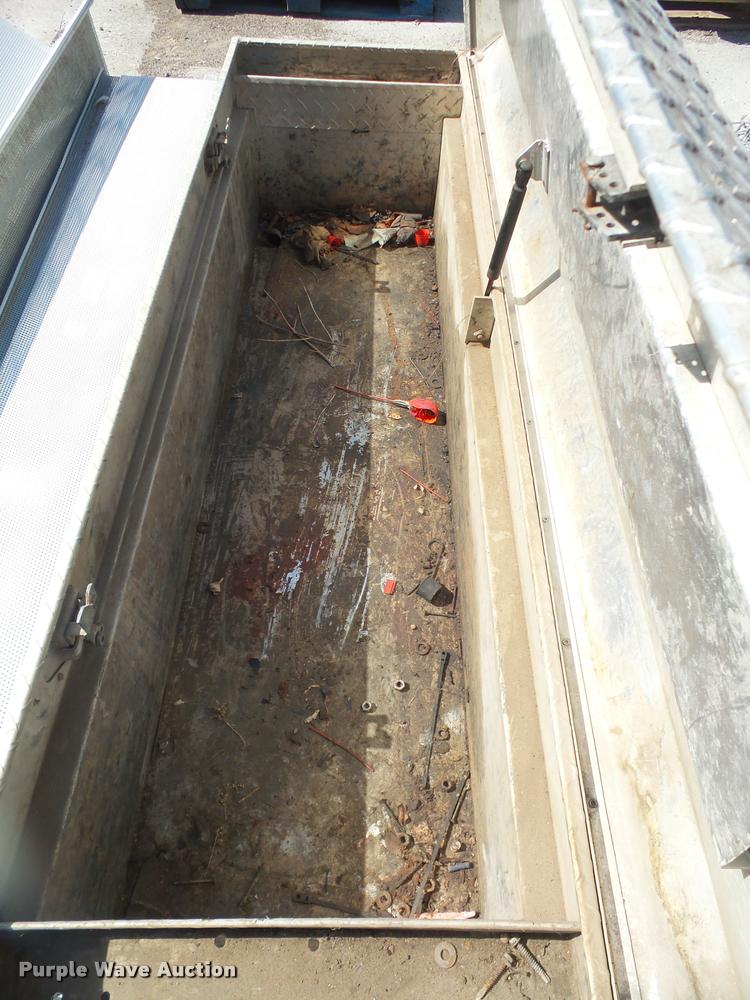 image for item DK9428 Aluminum tread plate toolbox