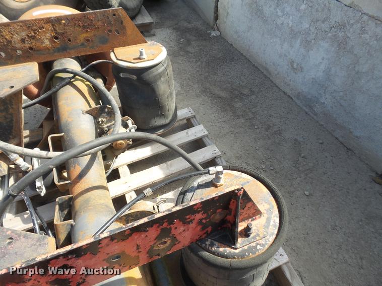 image for item DK9429 Ridewell tag axle