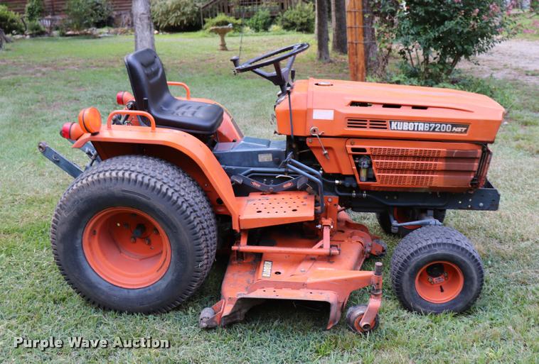 image for item DK9536 Kubota B7200 tractor