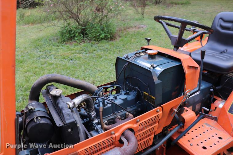image for item DK9536 Kubota B7200 tractor