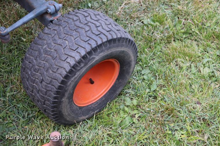 image for item DK9536 Kubota B7200 tractor