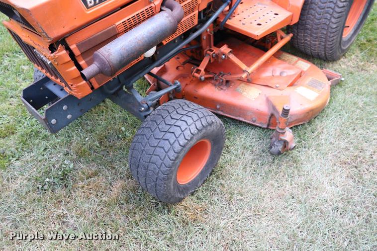 image for item DK9536 Kubota B7200 tractor