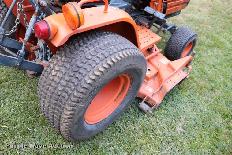 image for item DK9536 Kubota B7200 tractor