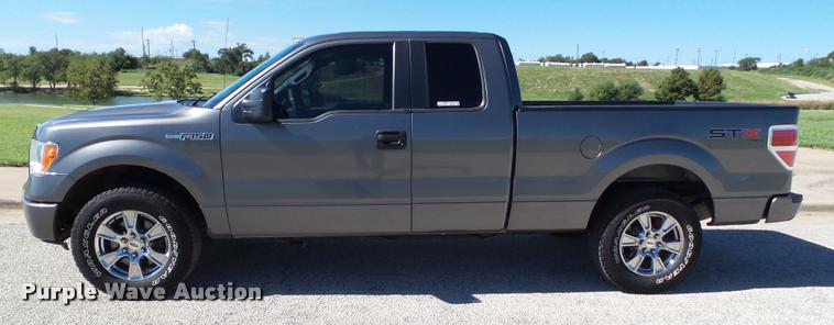 image for item DL9040 2013 Ford F150 SuperCab pickup truck