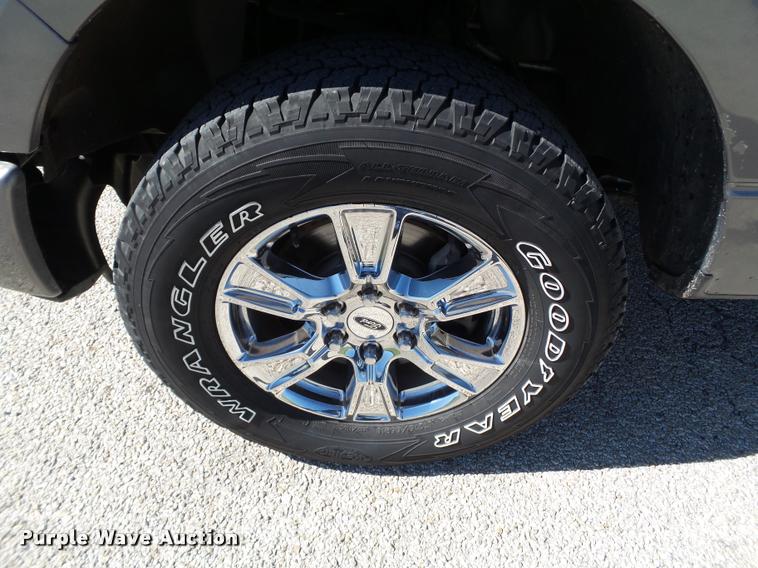 image for item DL9040 2013 Ford F150 SuperCab pickup truck