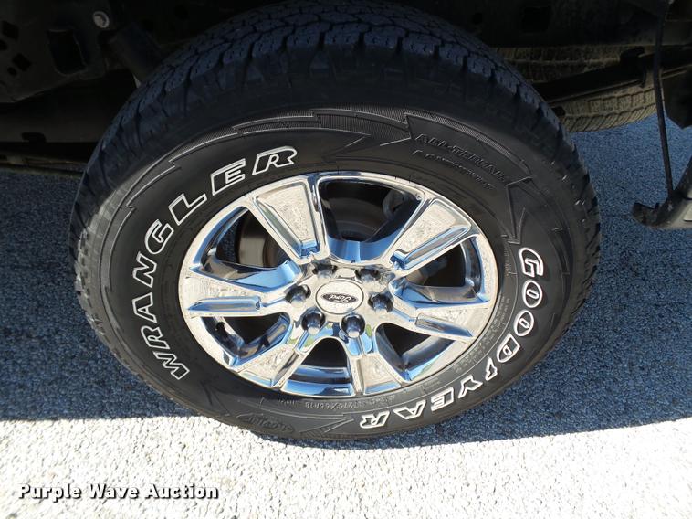 image for item DL9040 2013 Ford F150 SuperCab pickup truck