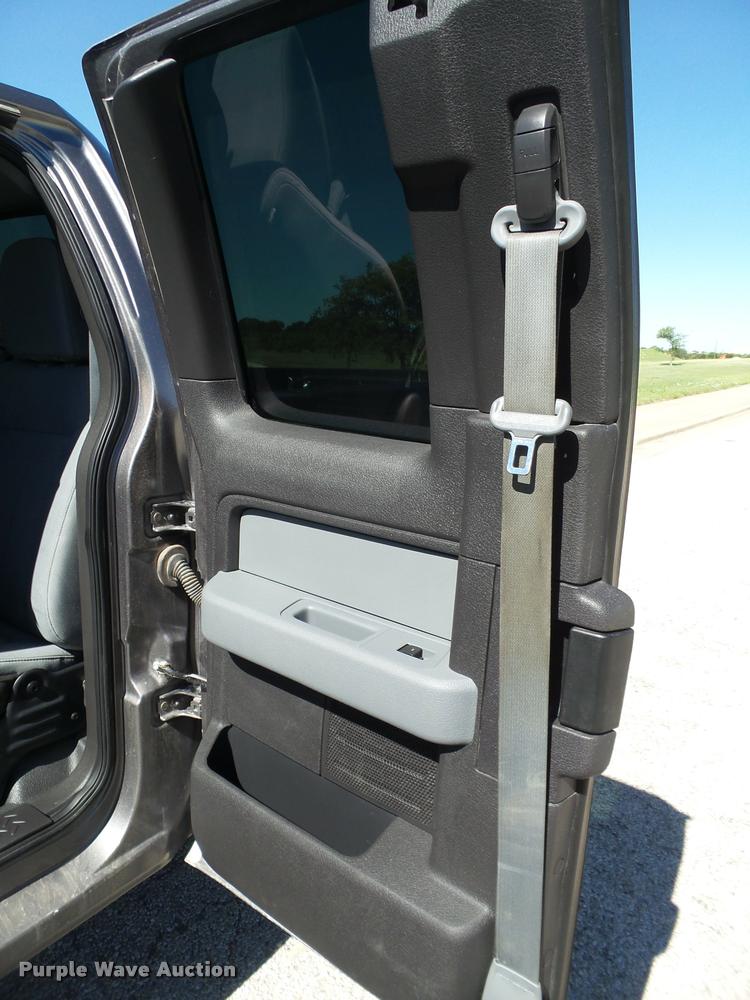 image for item DL9040 2013 Ford F150 SuperCab pickup truck