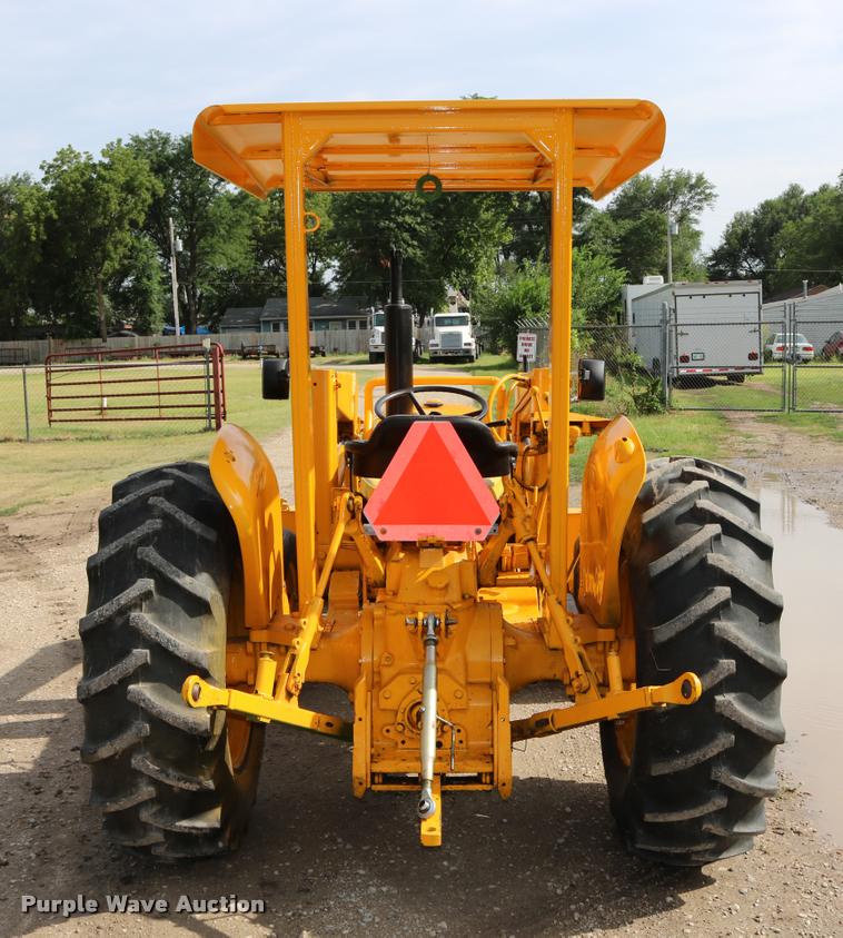 image for item DM9334 1974 John Deere JD301 tractor