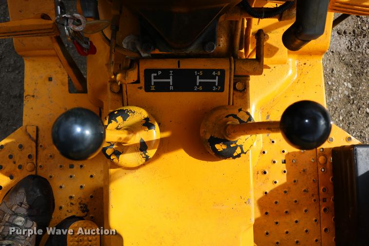 image for item DM9334 1974 John Deere JD301 tractor