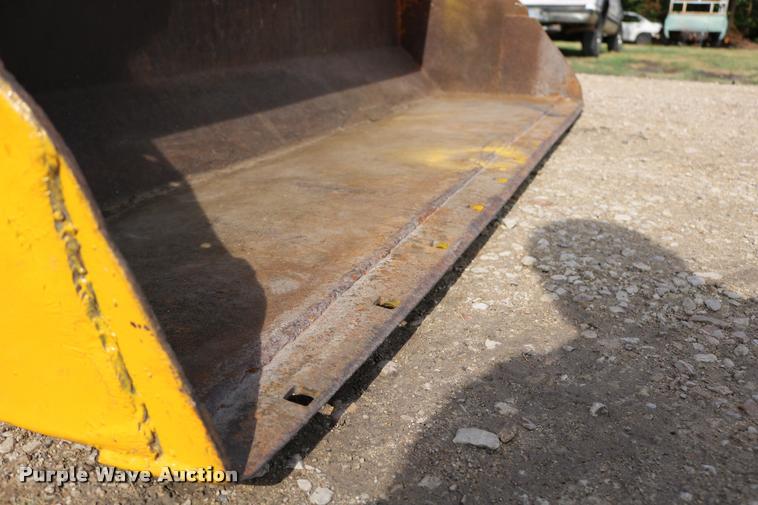 image for item DM9334 1974 John Deere JD301 tractor