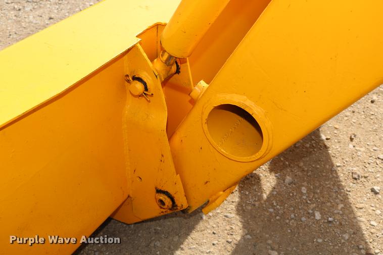 image for item DM9334 1974 John Deere JD301 tractor