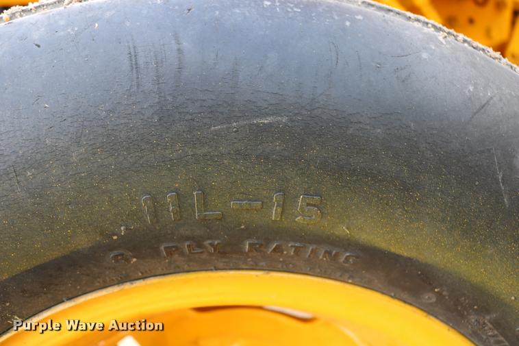 image for item DM9334 1974 John Deere JD301 tractor