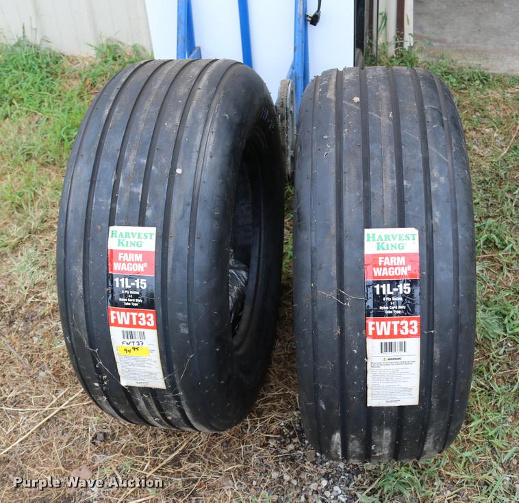 image for item DM9334 1974 John Deere JD301 tractor