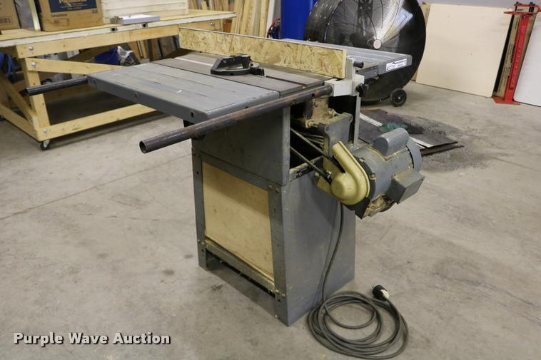 Rockwell International Table Saw 