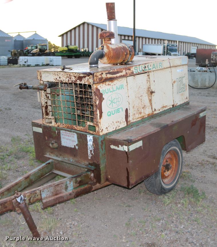image for item DM9388 Sullair 125 air compressor