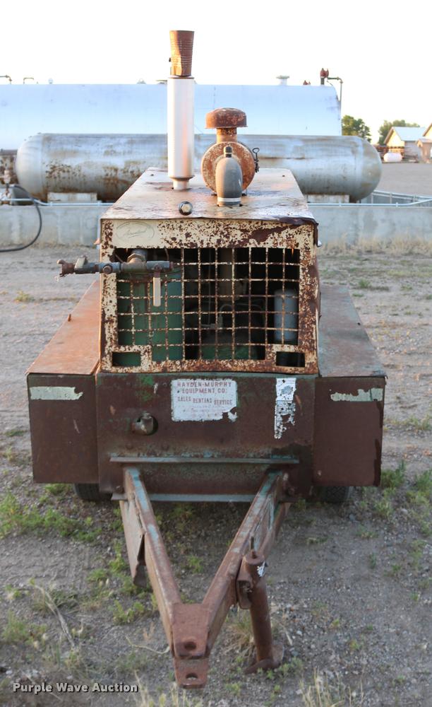 image for item DM9388 Sullair 125 air compressor