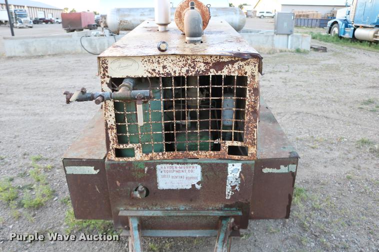 image for item DM9388 Sullair 125 air compressor