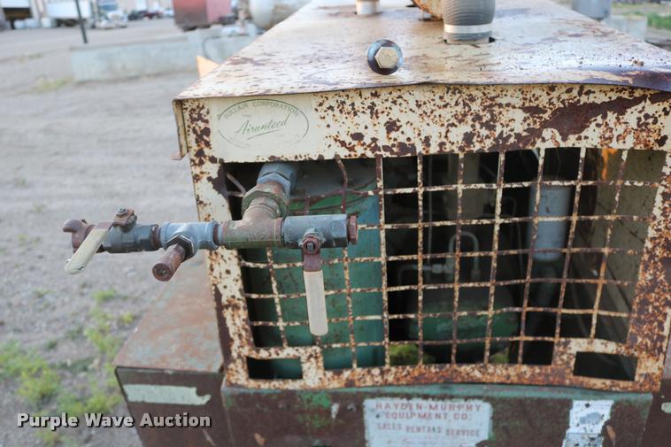 image for item DM9388 Sullair 125 air compressor