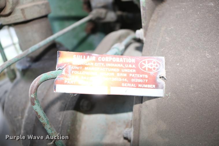 image for item DM9388 Sullair 125 air compressor