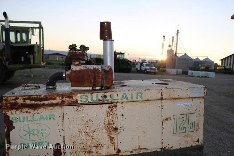 image for item DM9388 Sullair 125 air compressor