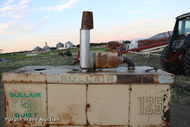 image for item DM9388 Sullair 125 air compressor