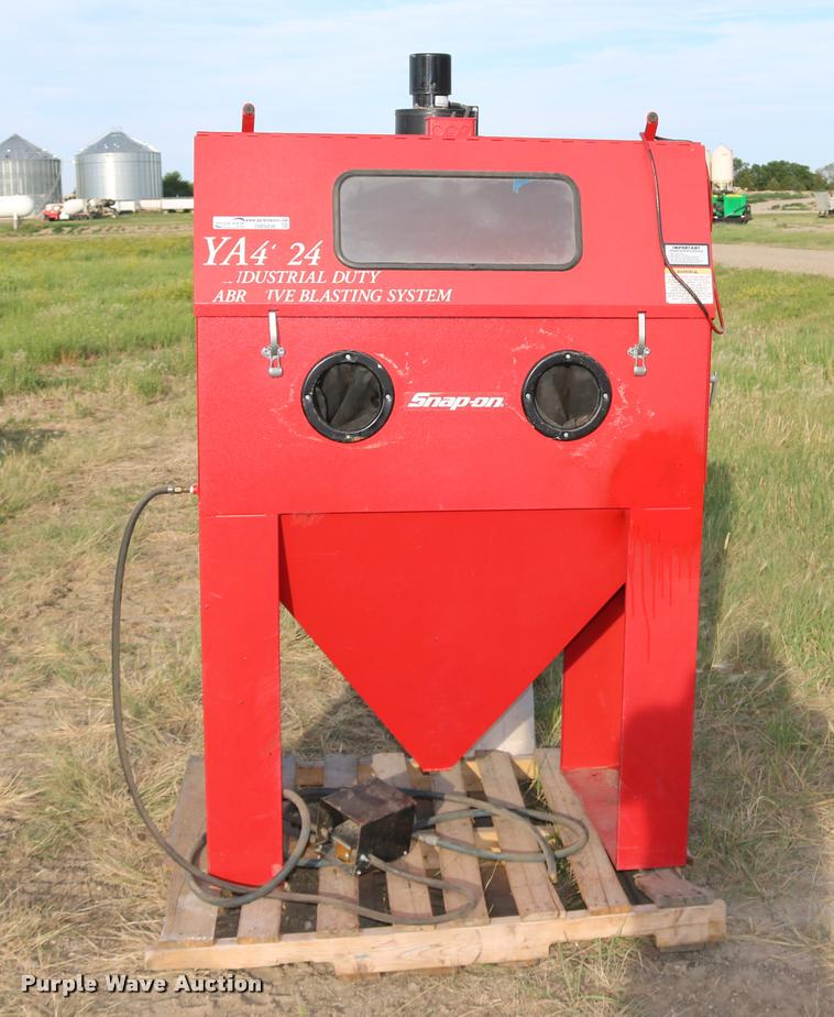 image for item DM9406 Snap-on YA424 sand blaster