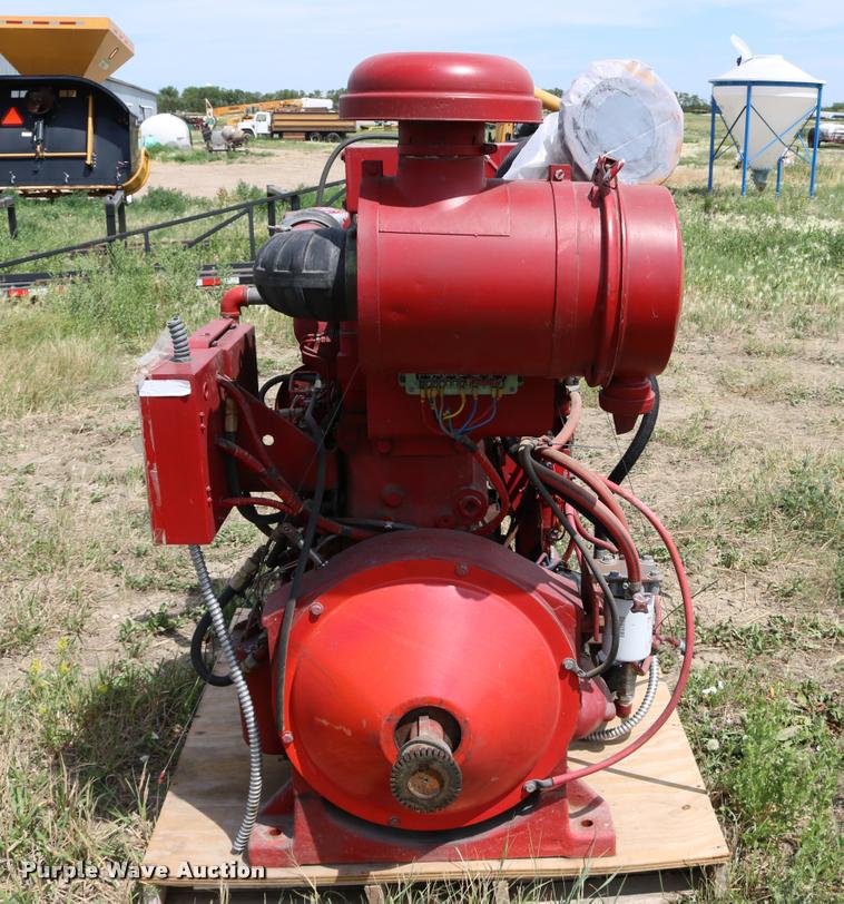 image for item DM9407 Cummins N-495-FP four cylinder diesel engine