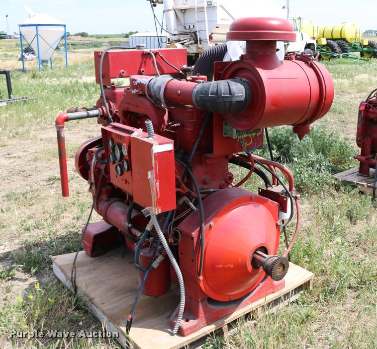 image for item DM9407 Cummins N-495-FP four cylinder diesel engine