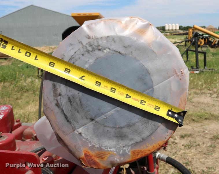 image for item DM9407 Cummins N-495-FP four cylinder diesel engine