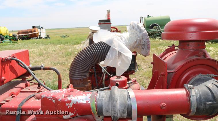 image for item DM9407 Cummins N-495-FP four cylinder diesel engine