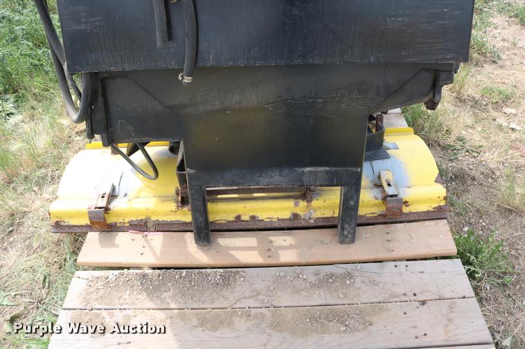 image for item DM9409 Mower attachments