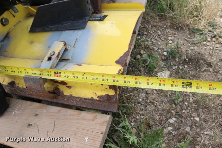 image for item DM9409 Mower attachments