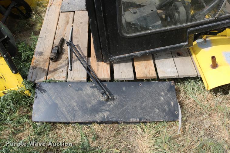 image for item DM9409 Mower attachments