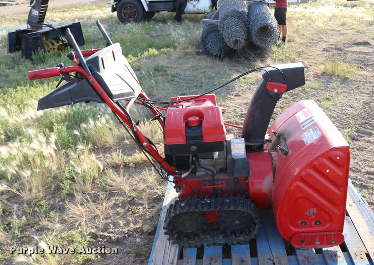 image for item DM9413 Troy-Bilt 31AH7T74063 snow blower