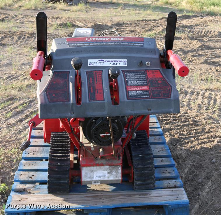 image for item DM9413 Troy-Bilt 31AH7T74063 snow blower