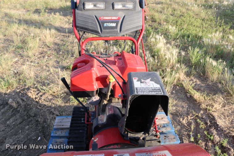 image for item DM9413 Troy-Bilt 31AH7T74063 snow blower