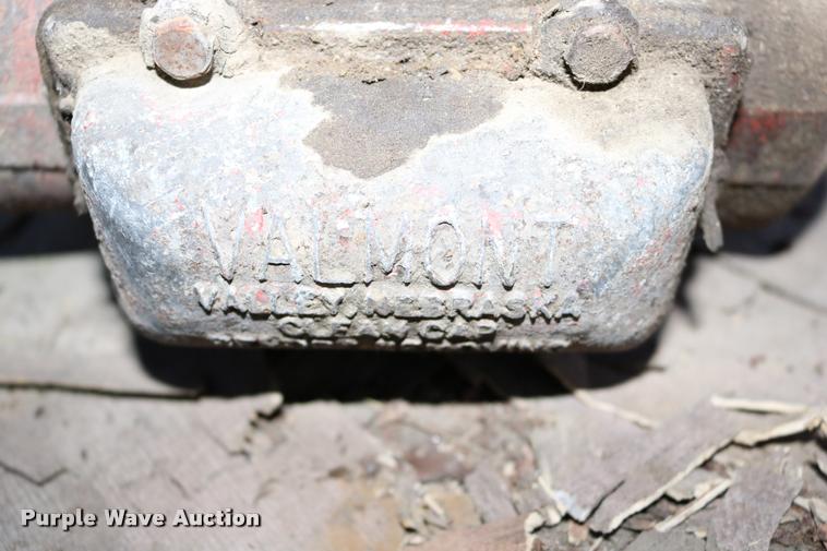 image for item DM9416 Valmont gear box