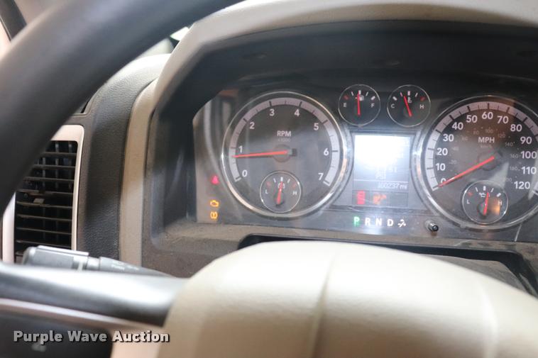 image for item DQ9473 2011 Dodge Ram 2500 Crew Cab pickup truck