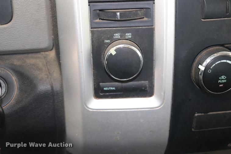 image for item DQ9473 2011 Dodge Ram 2500 Crew Cab pickup truck