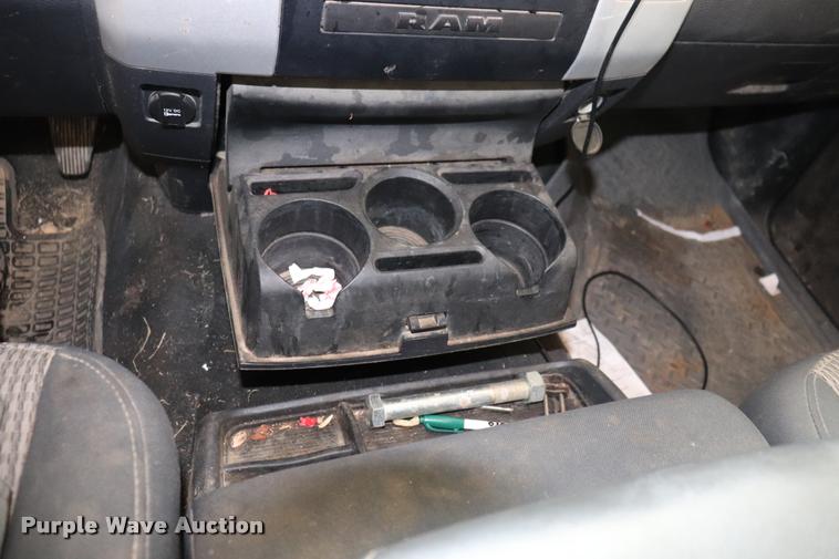 image for item DQ9473 2011 Dodge Ram 2500 Crew Cab pickup truck