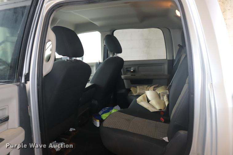 image for item DQ9473 2011 Dodge Ram 2500 Crew Cab pickup truck