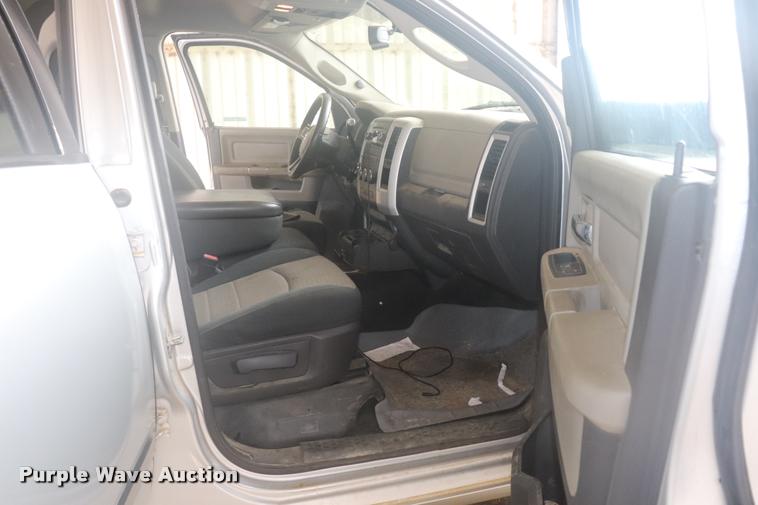 image for item DQ9473 2011 Dodge Ram 2500 Crew Cab pickup truck