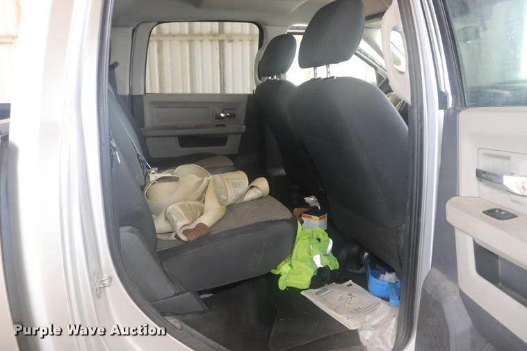 image for item DQ9473 2011 Dodge Ram 2500 Crew Cab pickup truck