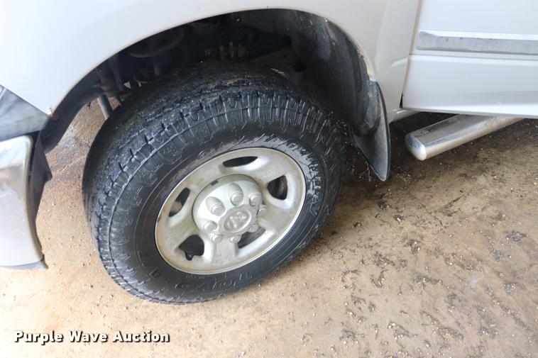 image for item DQ9473 2011 Dodge Ram 2500 Crew Cab pickup truck